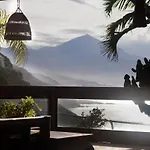 Serena Del Mar, Lujo Con Vistas Al Mar Y Piscina Climatizada فيلة