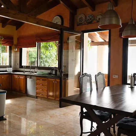 Villa Serena Del Mar, Lujo Con Vistas Al Mar Y Piscina Climatizada
