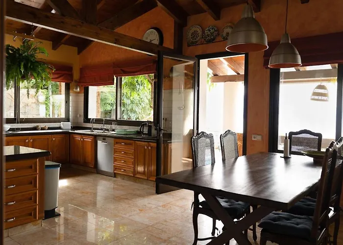 Villa Serena Del Mar, Lujo Con Vistas Al Mar Y Piscina Climatizada