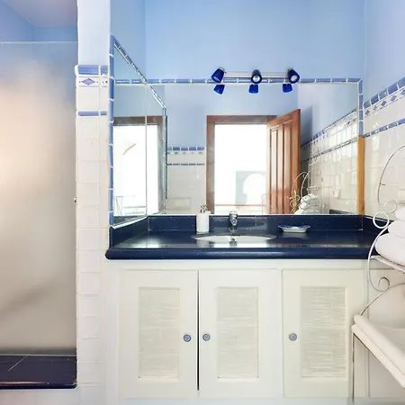 Serena Del Mar, Lujo Con Vistas Al Mar Y Piscina Climatizada * Tacoronte